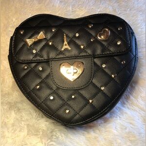 Heart-Shaped Black Quilted Bag Paris Love